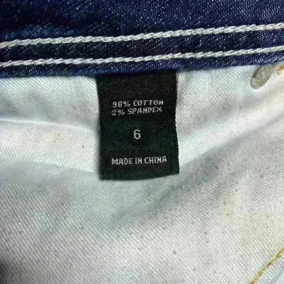 Victoria’s  Secret Denim Mini Skirt.  EUC Size 6 - Picture 4 of 4